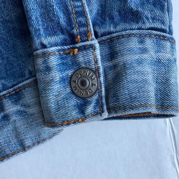 Boy’s H,M Despicable Me Jean Jacket - Picture 5 of 9